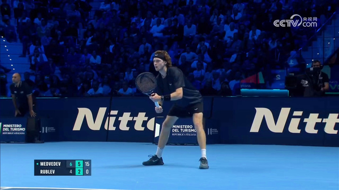 坦队的攻击 坦队的攻击