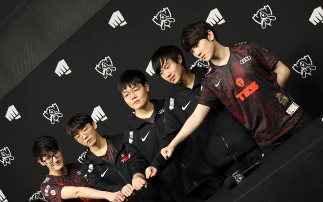 赛中采用了 赛中采用了